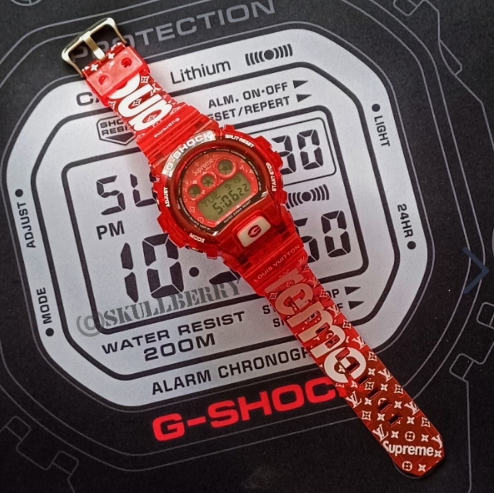 SUPREME × G-SHOCK COLLAB GD6900